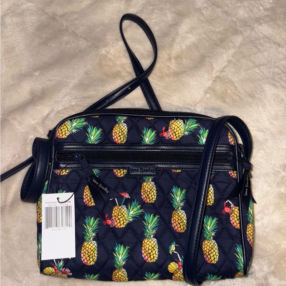 NWT Vera Bradley Toucan Party 4 pc travel set - Picture 10 of 15